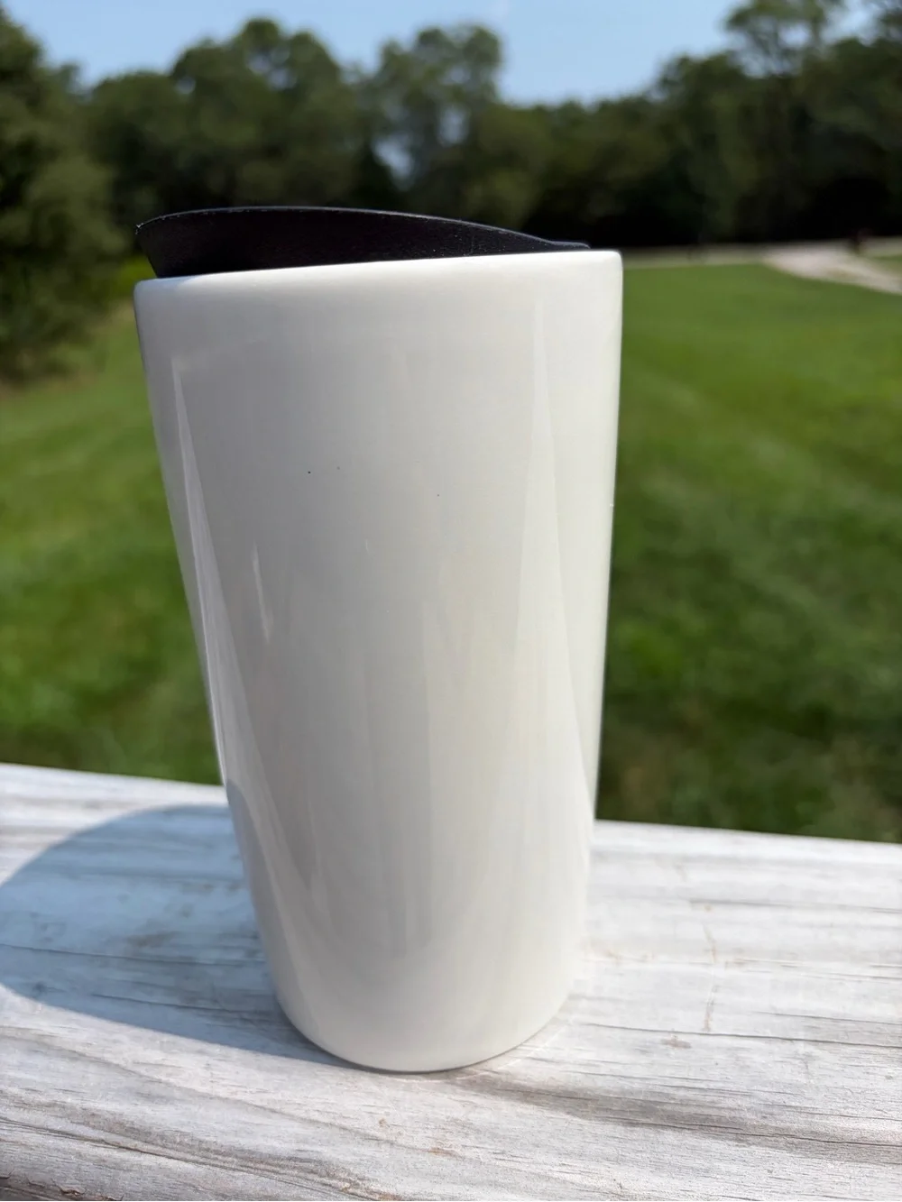 Starbucks Embossed Siren Mermaid White Ceramic Coffee Tumbler Cup Mug w/Lid 12oz